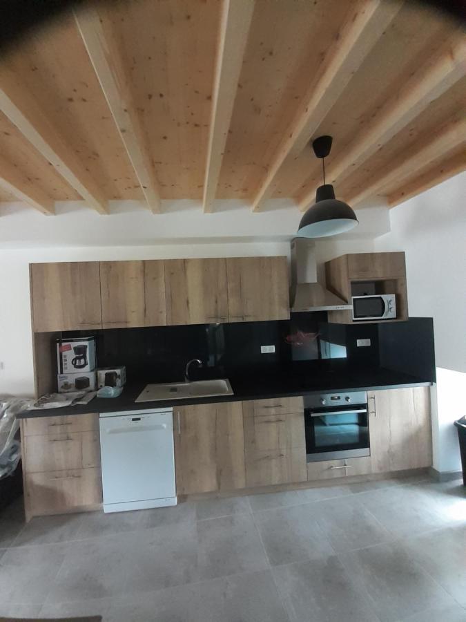 Les Trois Rivieres Apartment Satillieu ภายนอก รูปภาพ